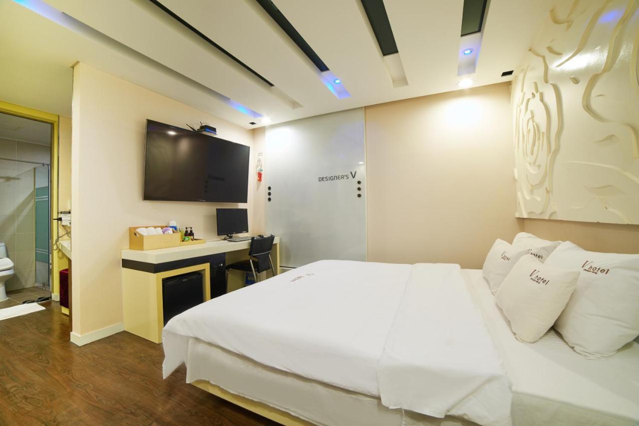โรงแรมพรีเมียม วี ปูซาน ภายนอก รูปภาพ