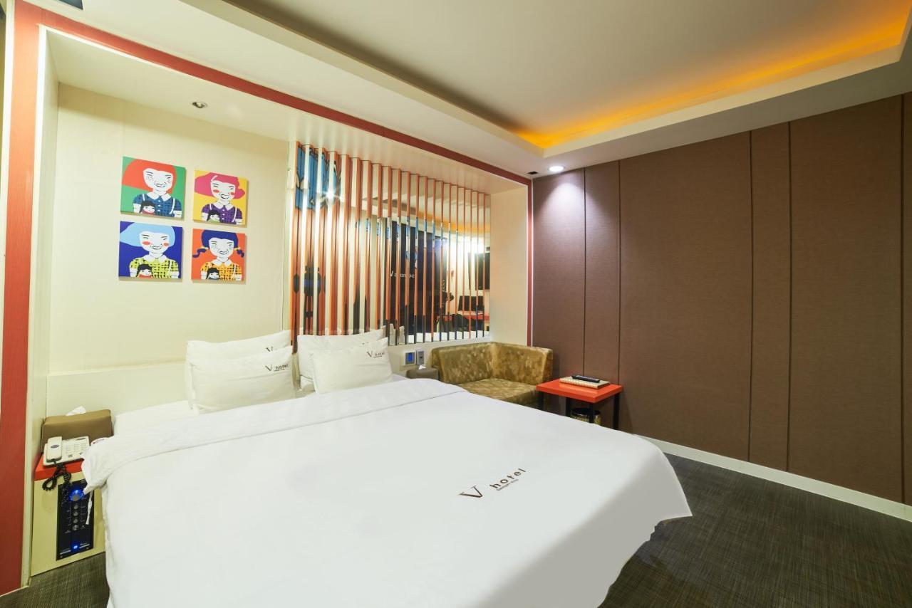 โรงแรมพรีเมียม วี ปูซาน ภายนอก รูปภาพ