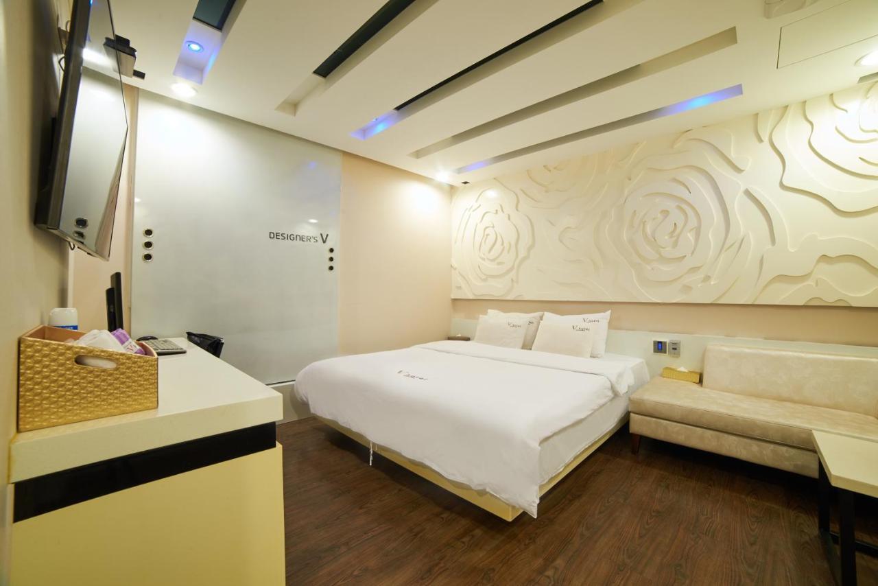โรงแรมพรีเมียม วี ปูซาน ภายนอก รูปภาพ