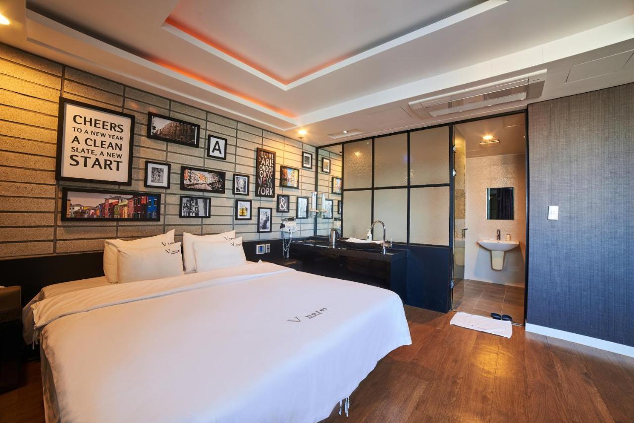 โรงแรมพรีเมียม วี ปูซาน ภายนอก รูปภาพ