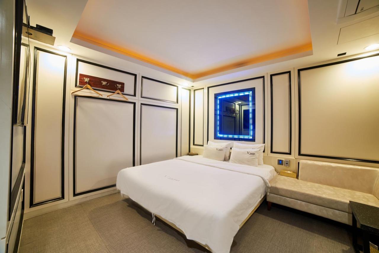 โรงแรมพรีเมียม วี ปูซาน ภายนอก รูปภาพ